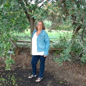 Meet your Posher, Debra